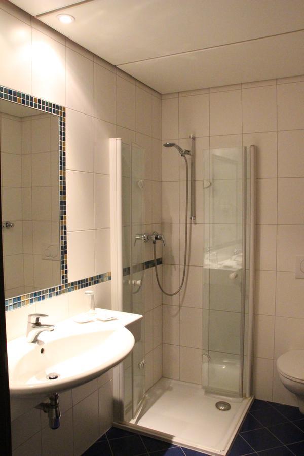 Hotel Alhartinger Hof Leonding Kamer foto