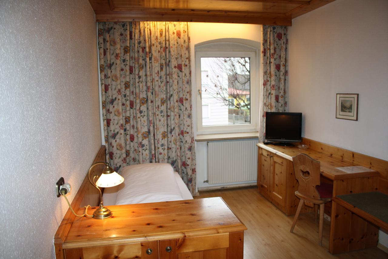 Hotel Alhartinger Hof Leonding Kamer foto